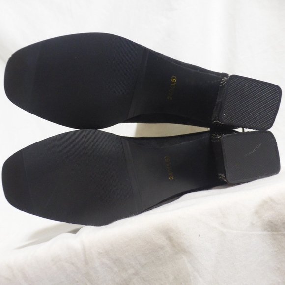 Black suede boots with rhinestones detail on the heel and on the zip pull charm - Picture 14 of 14